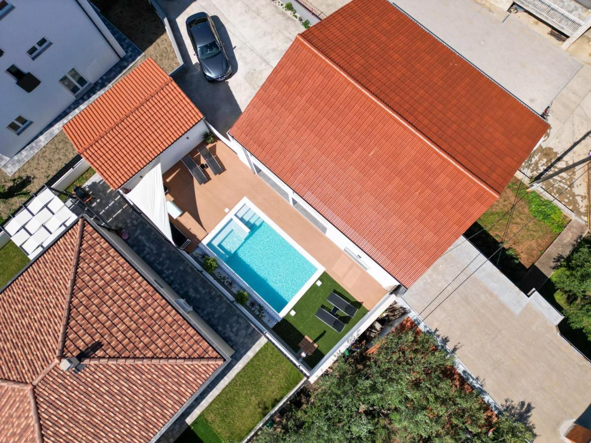 Bernie Apartments With A Pool زادار المظهر الخارجي الصورة